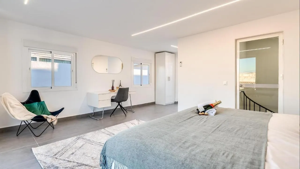 Luxury Penthouse Mountain Sea Views Puerto Banus Appartement Marbella